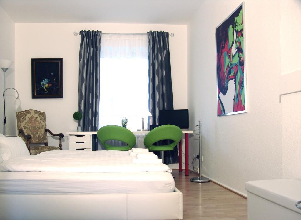 Bananas Hotel And Guesthouse Berlin Gasthuis *