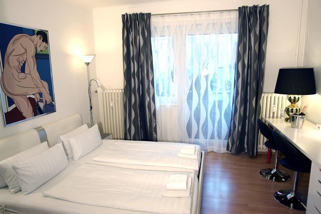Gasthuis Bananas Hotel And Guesthouse Berlin